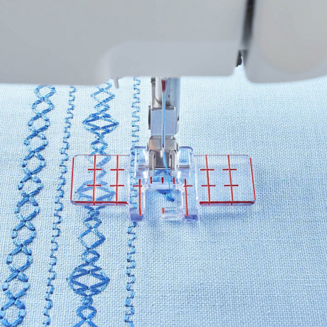 Лапка для декоративных строчек с направителем 821082096 фото №2