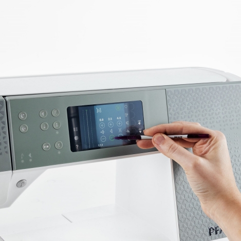 PFAFF QUILT EXPRESSION 720 SE QUILT EXPRESSION 720 Spesial Edition фото №8