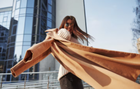 Тренч - плащ і переваги тканини